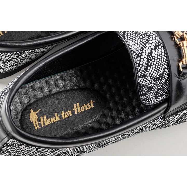 Kaufen Sie Henk ter Horst python slangenprint loafer schoenen met kwastjes, wit met Zwart für nur 37,19 CHF bei Henk ter Horst fashion