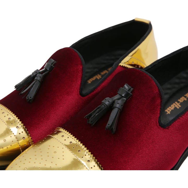 Henk ter Horst Samt-Slipper Burgunderrot | Goldene Spitze mit Brogue-Detail | Quasten